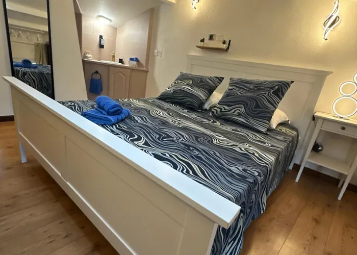 Duplex Proche Port De