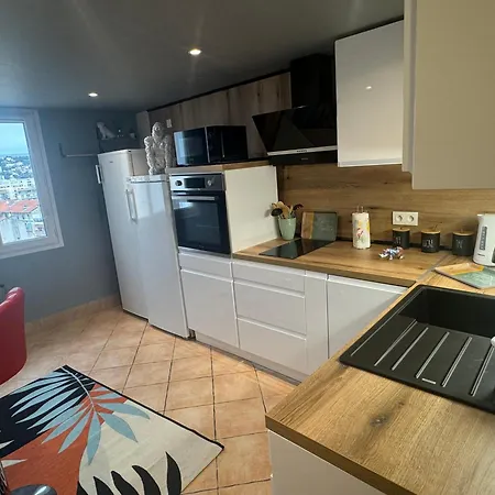 Duplex Proche Port De